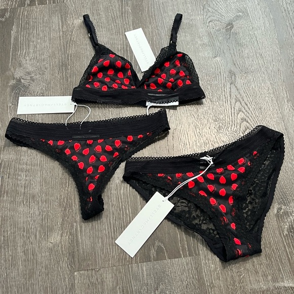 Stella McCartney**Heart ❤️ Bra + Underwear SET***$289